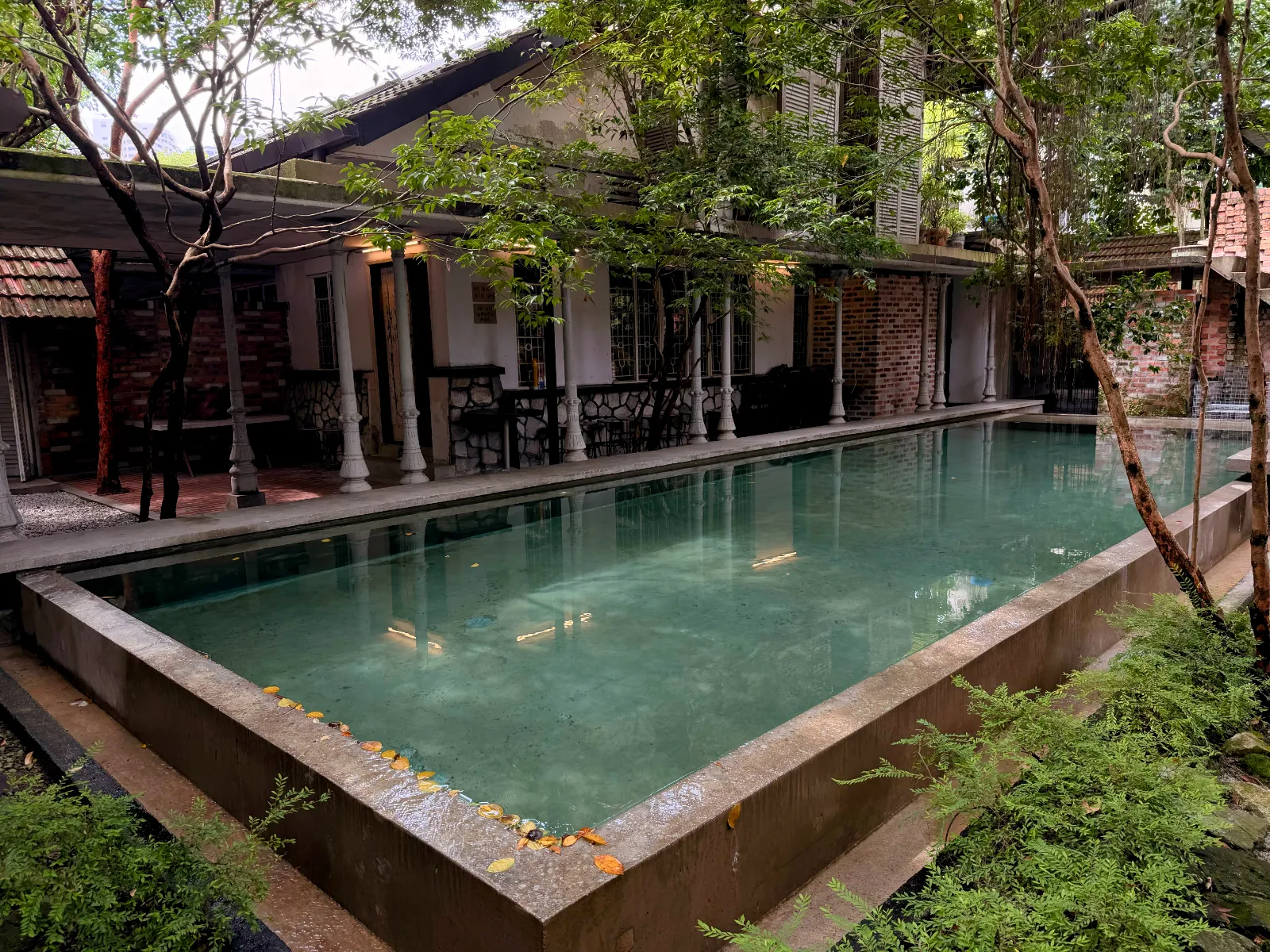 Swimming Pool - photo 2