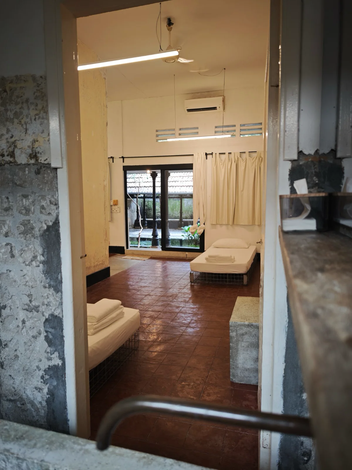 Water Courtyard Family Room - photo 9